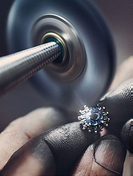 皮秒激光切割機(jī)_皮秒激光切割設(shè)備價(jià)格及廠家-博特激光 